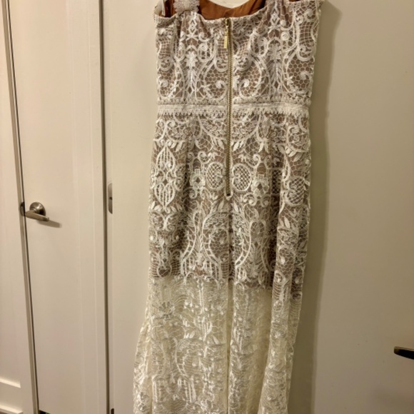 Beautiful white bridal shower dress! - Picture 5 of 8